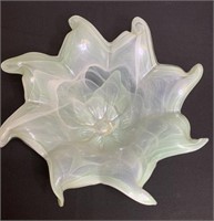 Art glass bowl