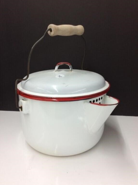 vintage lidded kitchen pot