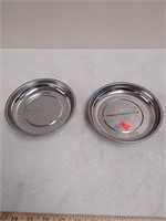 2 small parts magnetic trays