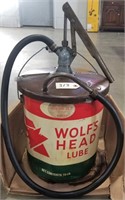 Wolf's Head Lube Can with Lube Pump