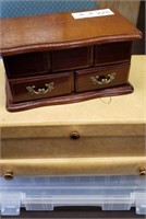 Jewelry Boxes & Container