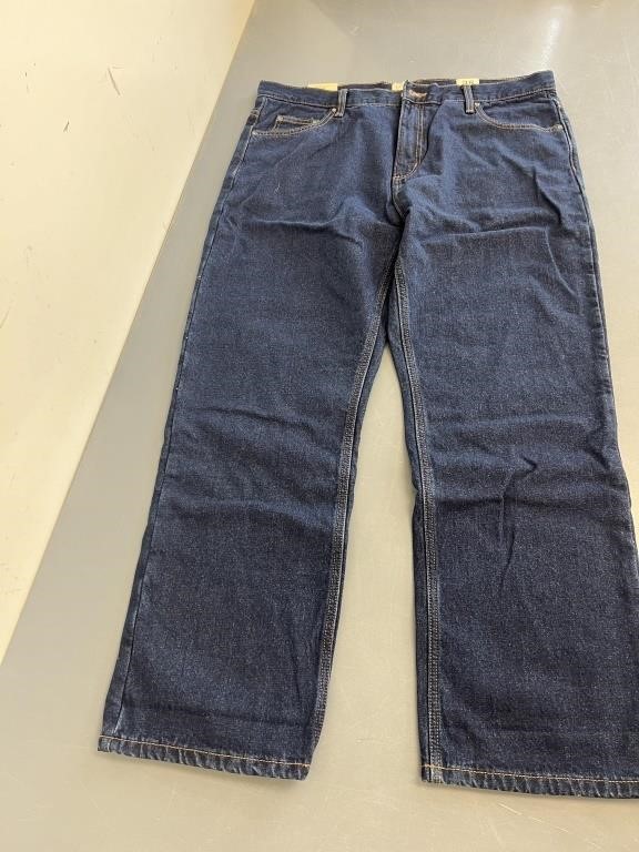 New Mens 38x30 Relaxed Jeans