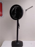 10-in oscillating stand up fan