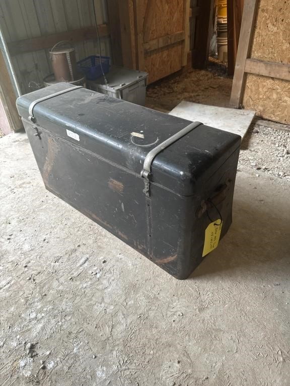 Potter MFG. Trunk