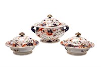 THREE GEORGIAN DAVENPORT COVERED TUREENS