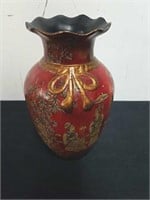 vintage 9 in Oriental style vase