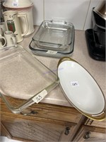 Pyrex casserole dishes