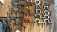 20 small sea clamps