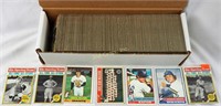 Vintage 1976 Topps Baseball Approx   475 Card Lot