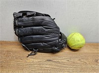 EASTON Baseball Glove + Baseball (LEATHER)