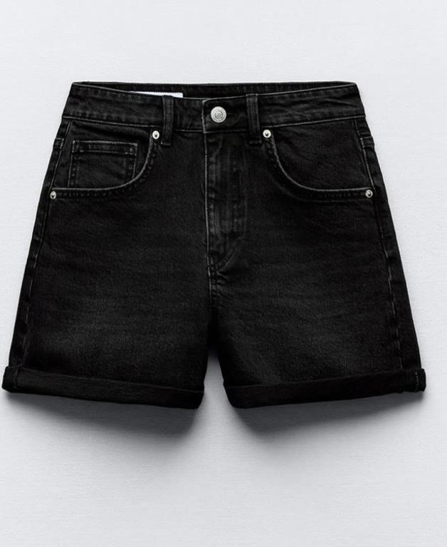 Size 2 Zara mom fit black jean shorts