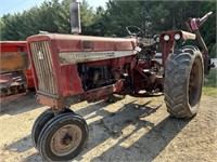 International 656 Narrow Front Tractor