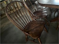WOOD CHAIRS WITH CURVED BACK