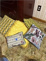 5 Assorted Decorative Pillows