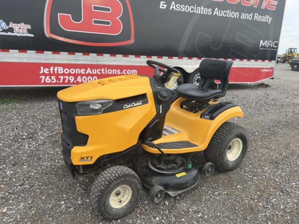 Cub Cadet XT1 42in Riding Mower