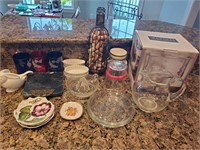 Miscellaneous kitchen lot