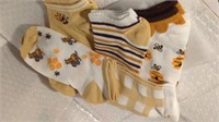 5 New pair of woman's  assorted bee theme ankle