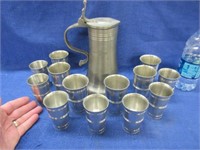 nice pewter pitcher & 13 cups (2 sizes) all pewter