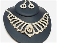 Evening wear- necklace & earring set