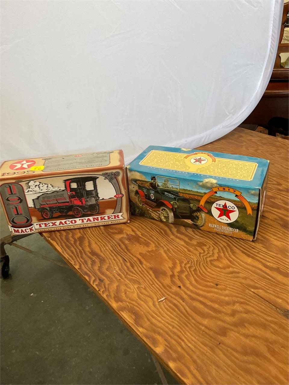 2 Texaco Collectible Diecast