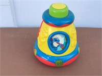 VINTAGE SESAME STREET TOY = WORKS