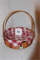 2002 LONGABERGER BASKET W/ PROTECTIVE LINER