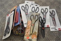(11) PAIR OF SCISSORS (NEW IN PACKAGES)