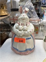 FITZ & FLOYD MOTHER RABBIT COOKIE JAR