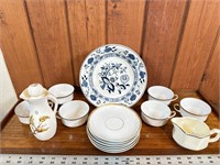 Miscellaneous vintage dishes