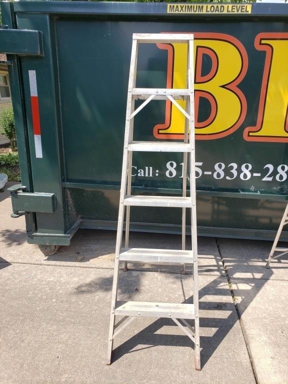 6-ft Aluminum Step Ladder