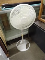 Galaxy 17" Floor Model Oscillating Fan