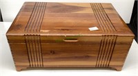 Vintage cedar dresser box measures 11 x 7 1/2 and