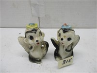 Figurines Salt And Pepper Shakers