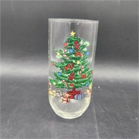11 Christmas Glasses
