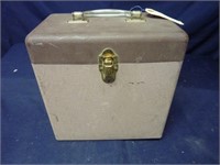 VINTAGE METAL 78 RPM RECORD CARRIER