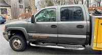 2001 GMC Crew Cab dually with a service utility