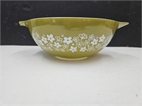 Vintage Crazy Daisy Pyrex Bowl 444 VGC