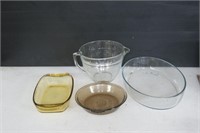 Glass baking and measuring cup