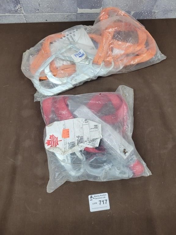 2 Safety straps (unopened packages)