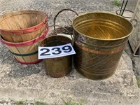 Fruit baskets, Brass planters