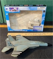 1:72 Scale Pilot Model Kit