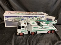 2006 / HESS TOY TRUCK AND HELICOPTER