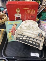 Musical piano jewelry box, tammy doll travel case.