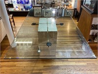 Contemporary Glass-top Pedestal Dining Table