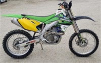 * 2007 Kawasaki KX450D7 Dirt Bike
