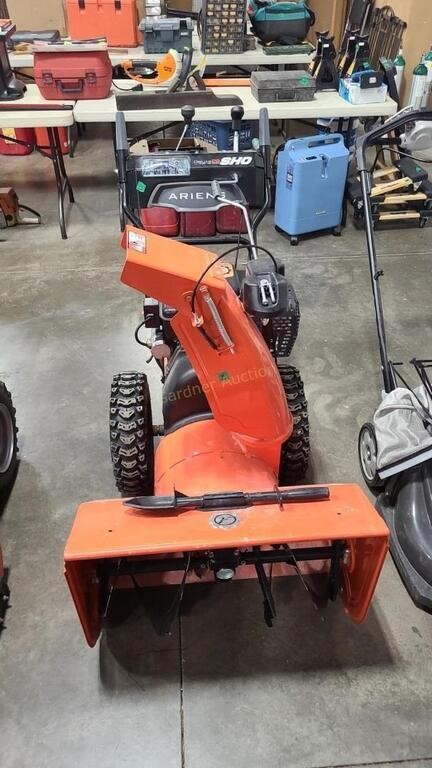 ARIENS DELUXE 28 SNOWBLOWER