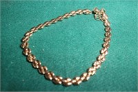 Vintage Gold Tone Necklace