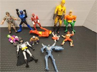 Assorted super hereos & villians figurines