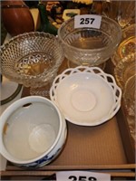 CLEAR GLASS COMPOTE BOWLS- MILKGLASS BOWL W/ LACE