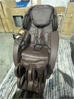 INSIGNIA MASSAGE CHAIR RETAIL $2,900